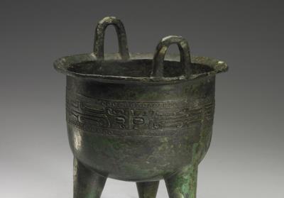 图片[2]-Ding cauldron with animal-mask pattern, early Shang dynasty, c. 16th-14th century BCE-China Archive